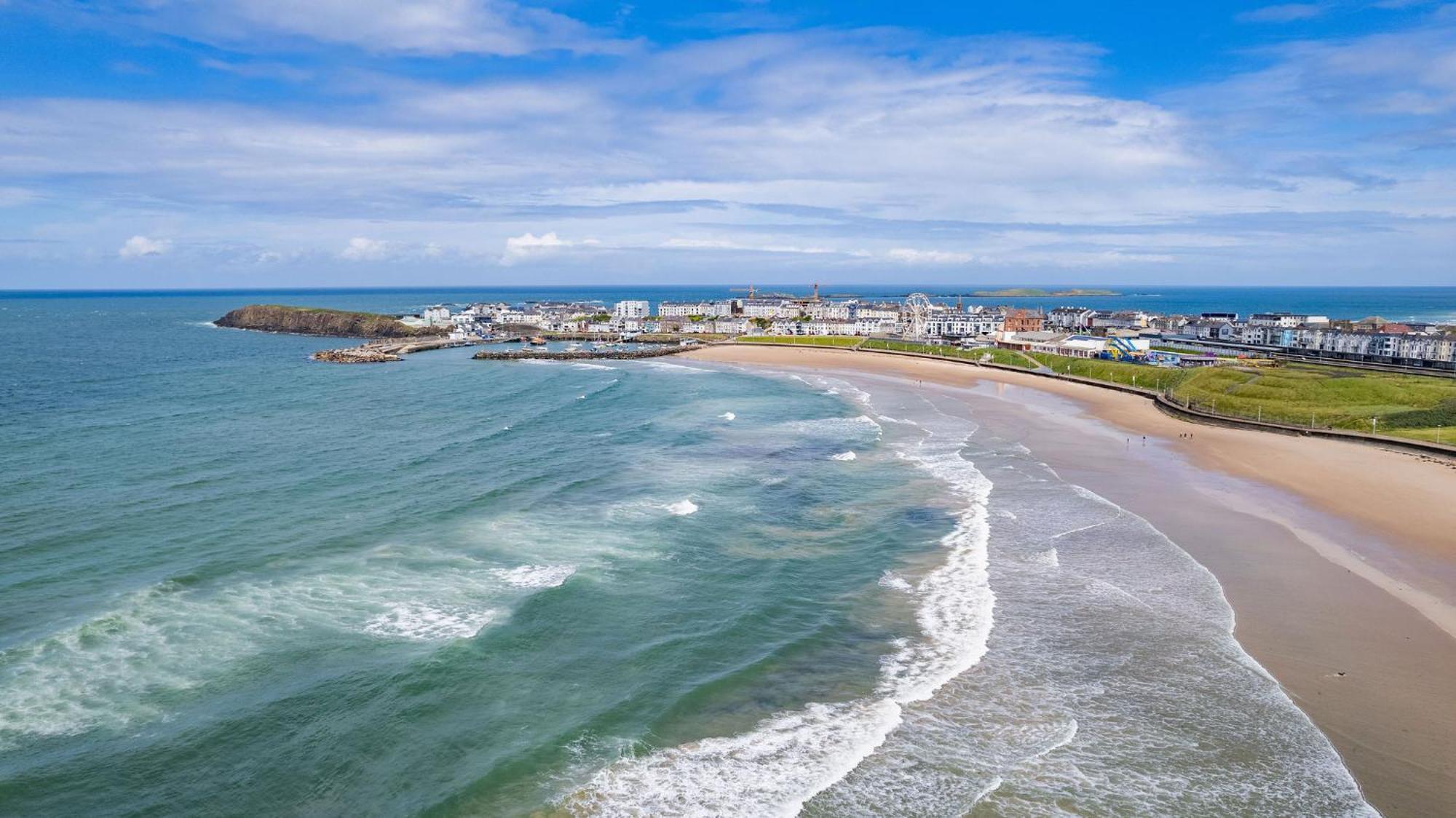 3 Princess Green - Portrush By The Sea Exterior photo